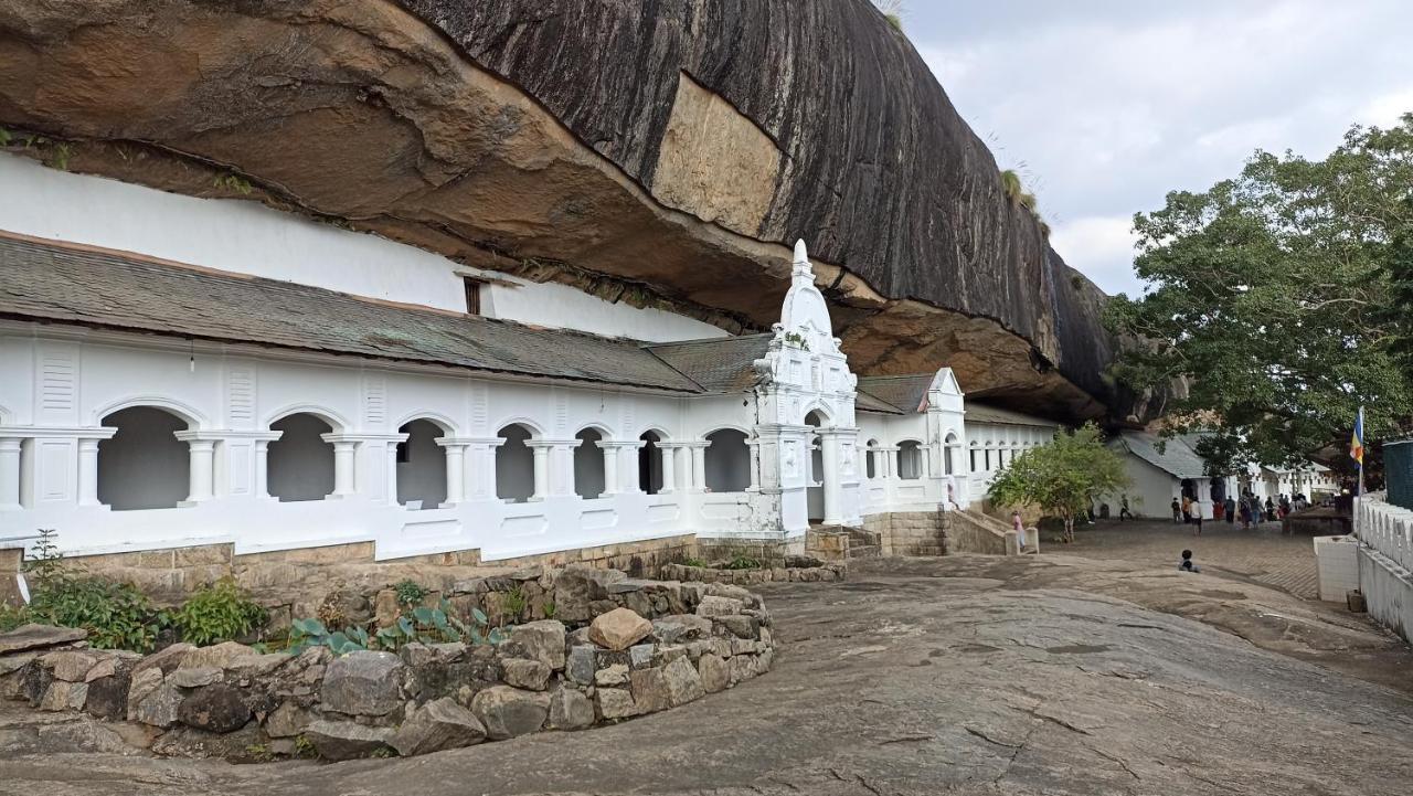 Nature Beach Huts Trincomalee Exterior photo